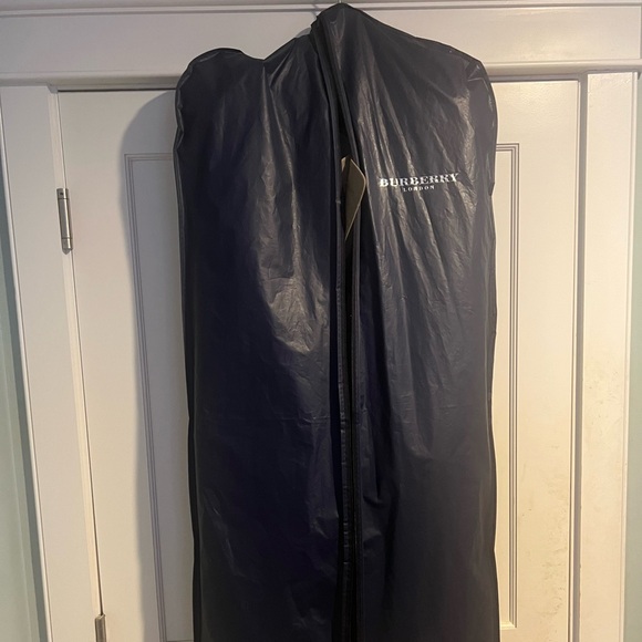 Vintage Burberry Trench with garment bag - UK Sz. 54 Reg. - Picture 8 of 17
